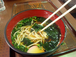 散々待たされたお蕎麦