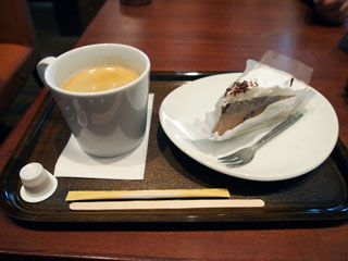 コーヒーとチョコーレートムースケーキ