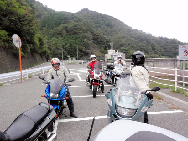 花貫ダム付近の駐車場