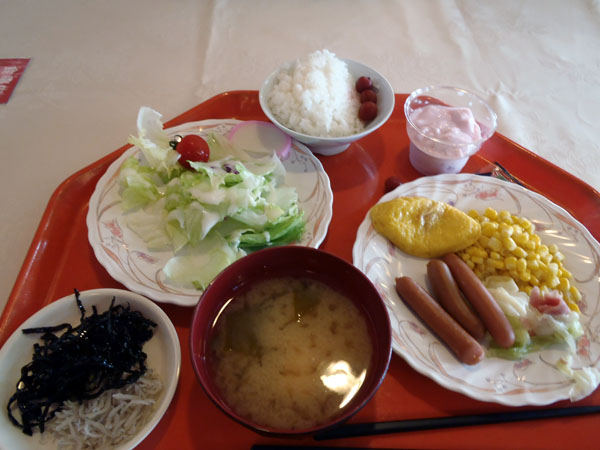 朝食もバイキング