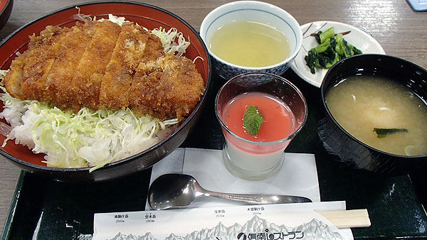 くりん豚ソースカツ丼（１，５７０円）