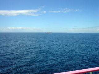 フェリー甲板より