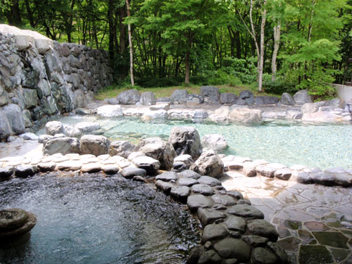 「アルザ尾瀬の郷」の露天風呂