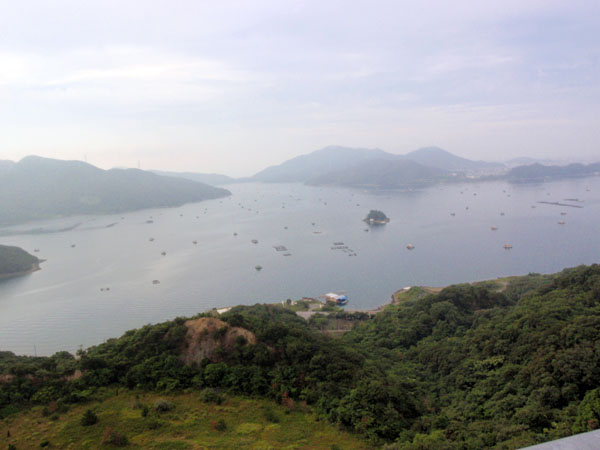 四方見橋上から見たウチノ海