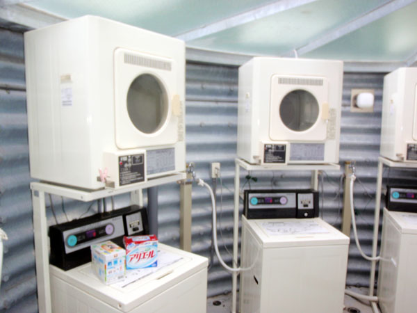 コインランドリーも完備（洗剤付）