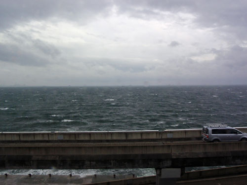 荒れ模様の海