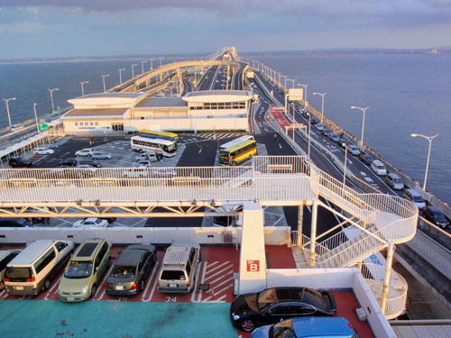 アクアライン「海ほたるＰＡ」