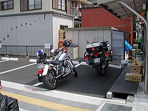 ���ԏ�1�Ԃ̂�I�q�s�ƃ_�C�i