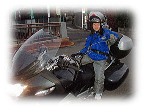 バイクへの乗り方を教えます