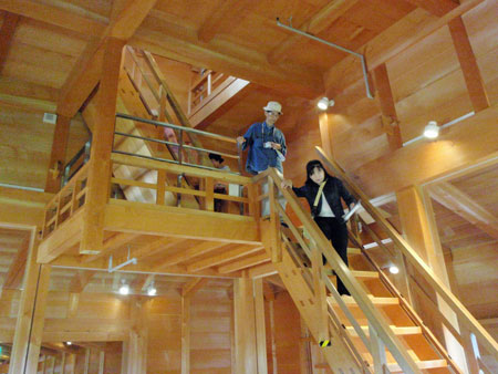 復元された菱櫓内