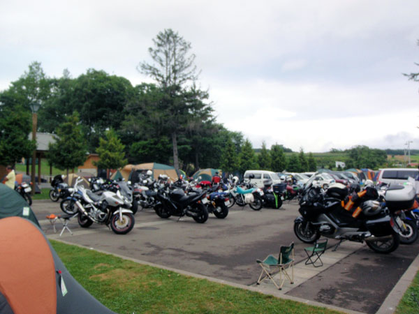 日の出公園オートキャンプ場