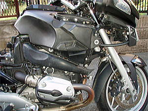 カウルを外したR1200RT