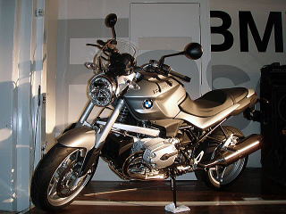 Ｒ１２００Ｒ