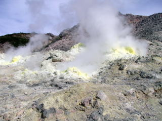 硫黄山
