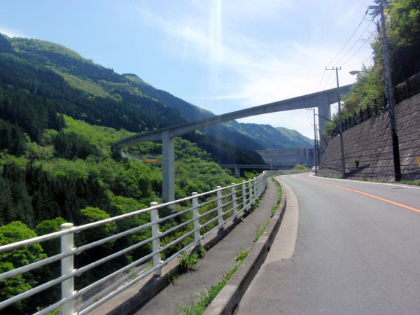ループ橋