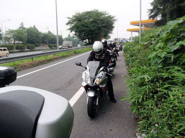 １０台（１０人）で出発