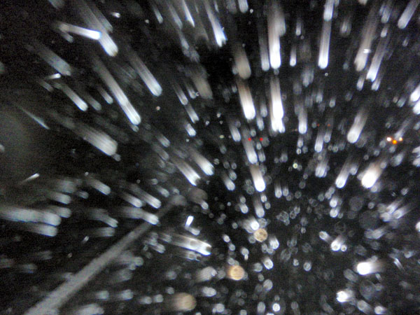 大雨の中を走行中