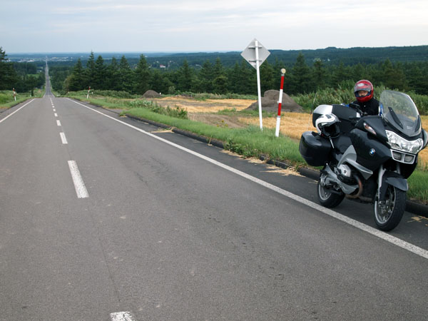 斜里の直線道路
