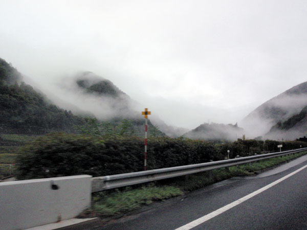 中央高速道路走行中