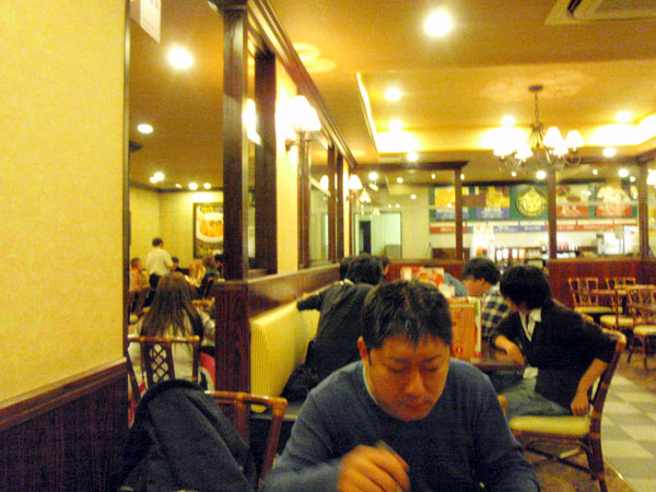 ガストＧＴ郡山南店店内にて