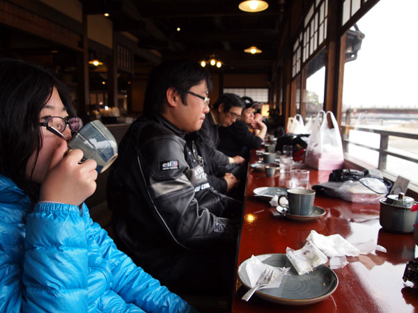 五十鈴川カフェにて