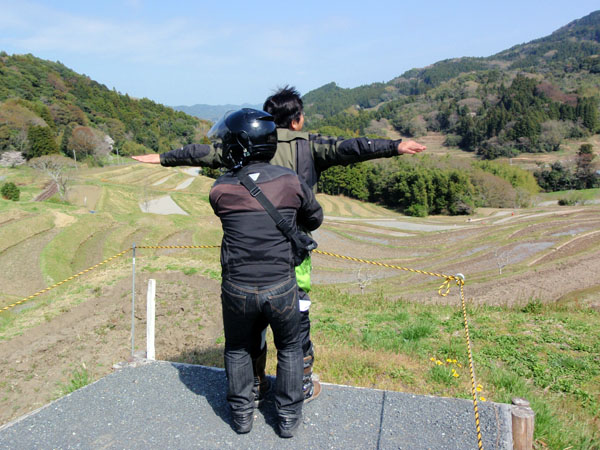 何故？タイタニック？