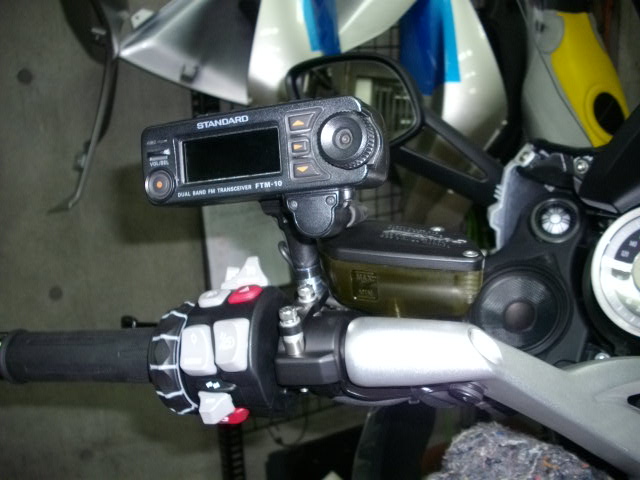 FTM-10Sのコントローラー装着方法