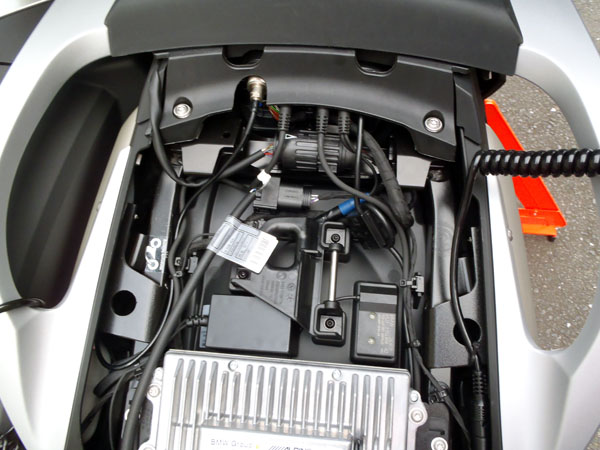 装着完了後のFTM-10S本体