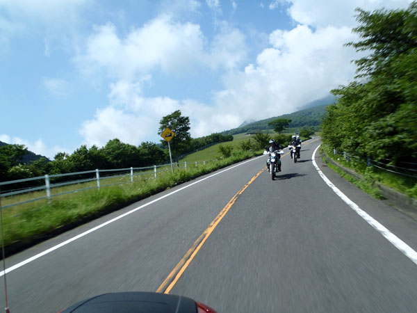 県道１６９号線で霧降高原へ