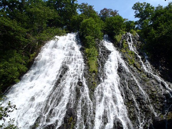 オシンコシンの滝