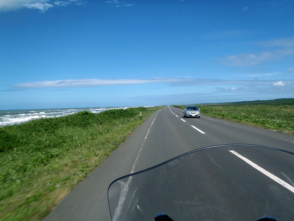 サロベツ原野の道道１０６号線