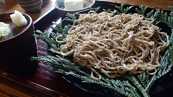 手仕事屋の十割蕎麦