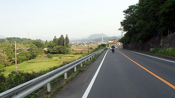 、国道３５３号線で草津方面へ