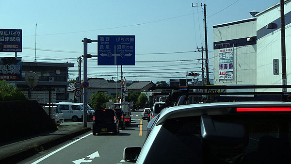 沼津の上石田南交差点