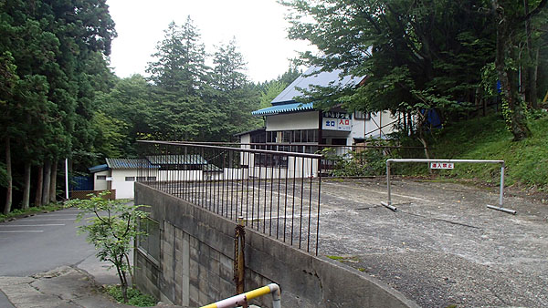 吹上温泉のかんけつ泉