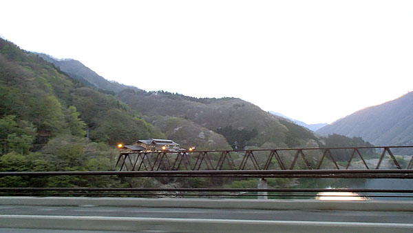 湯西川温泉と五十里湖