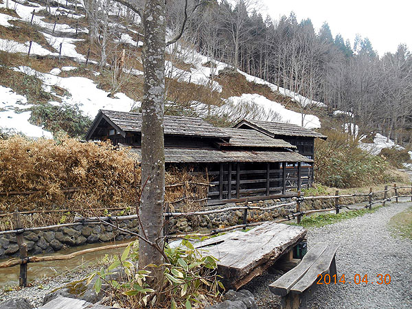 乳頭温泉露天風呂（混浴です）